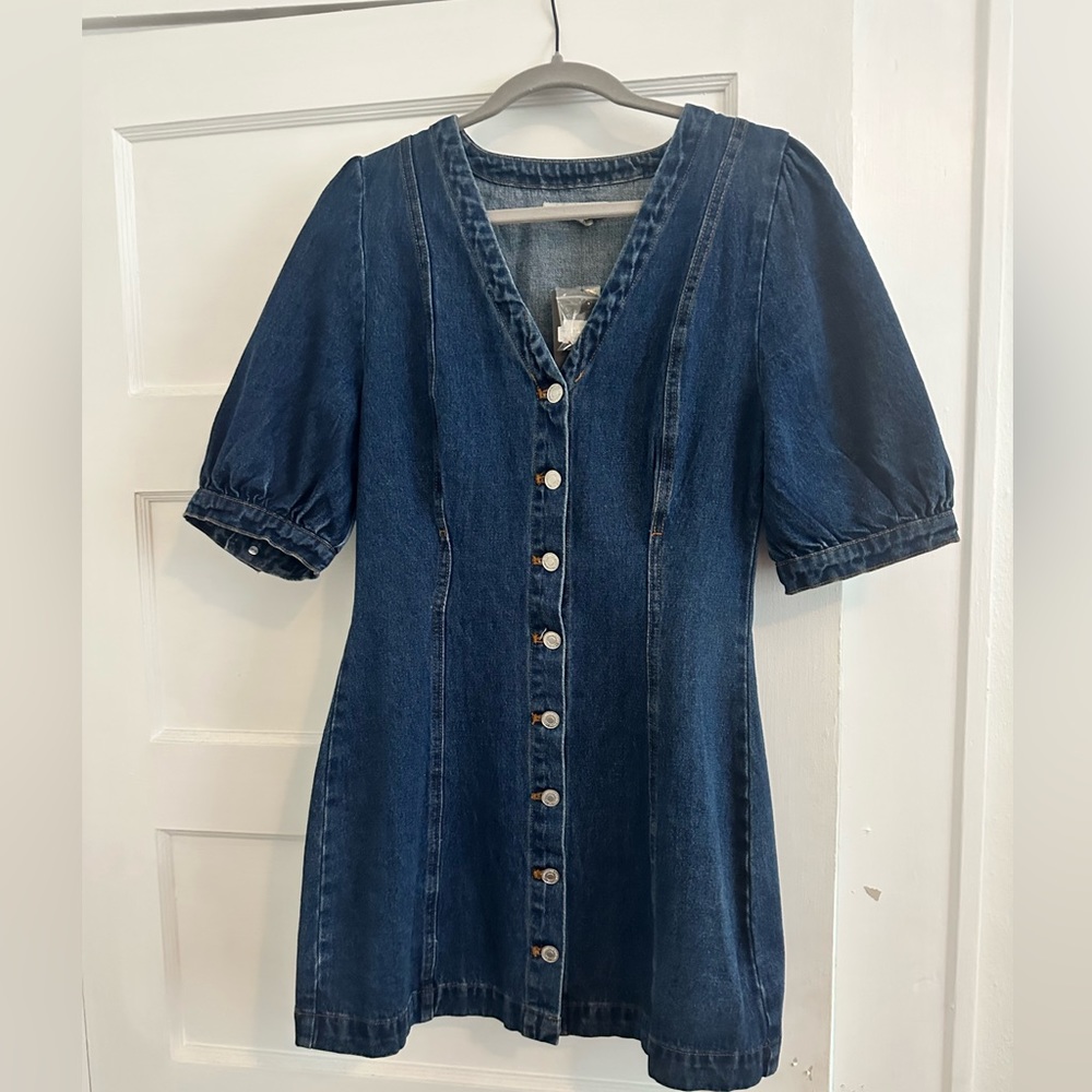 SO CUTE!! Signature8 denim mini dress size Med.